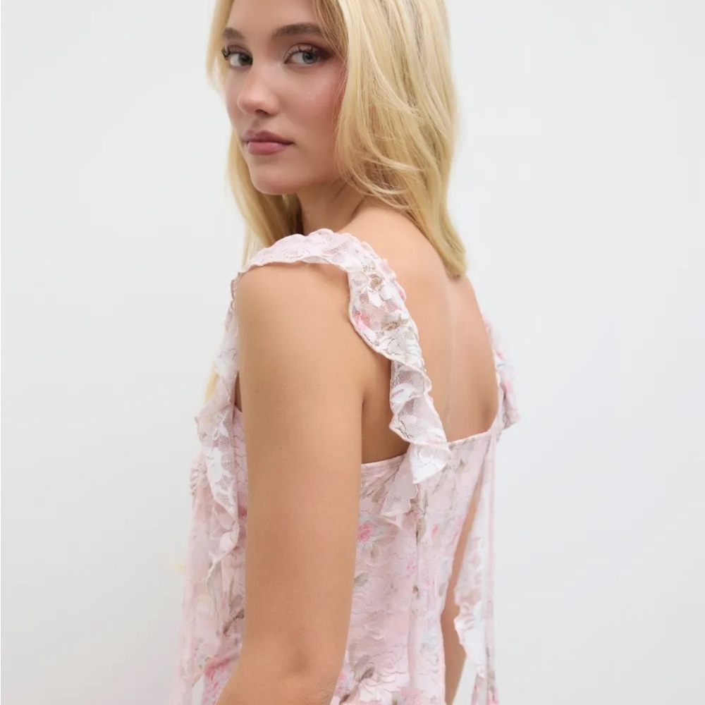 LACE FLORAL RUFFLE HEM SPLIT MAXI DRESS - Picture 5 of 7